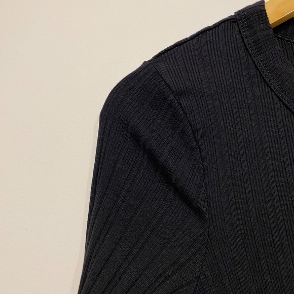 **$5 SALE** H&M Maternity Black Long Sleeve Ribbed Bodycon Dress - Picture 3 of 5